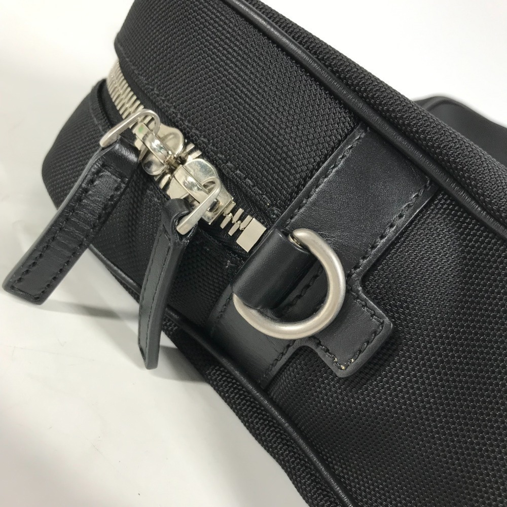 GUCCI Black Leather Shoulder Bag - Picture 14 of 14